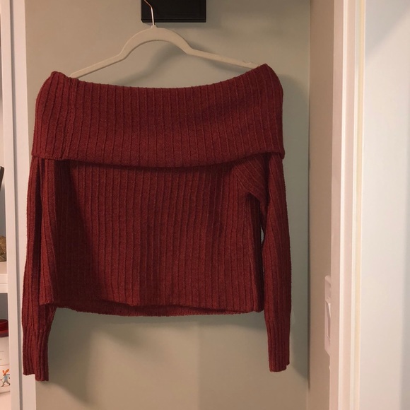 American Eagle Off the Shoulder Top - Picture 8 of 9